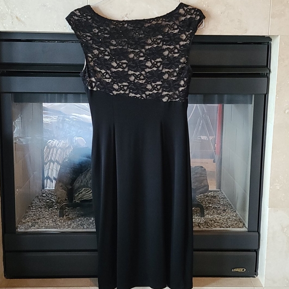 Black Dress - Picture 3 of 3